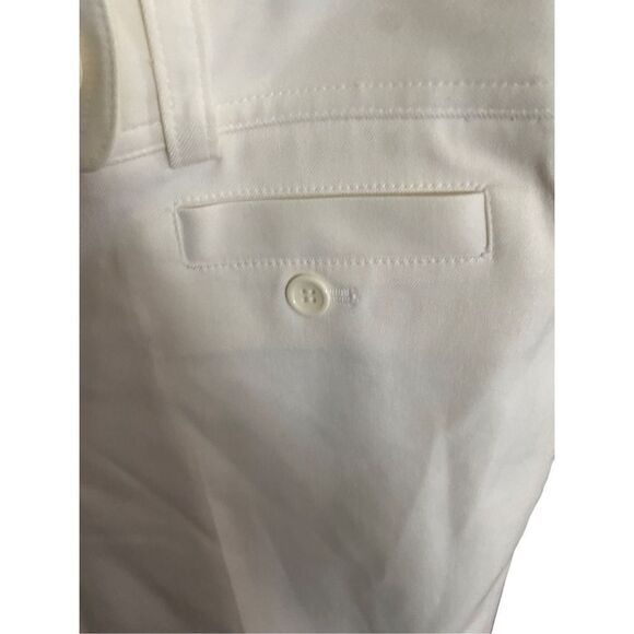 Ann Taylor Women’s Lindsey White kneelength Bermuda  shorts size 6P - Picture 4 of 5